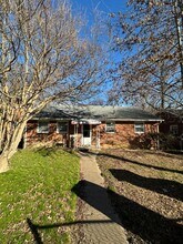 Building Photo - 5604 Campbell Ave