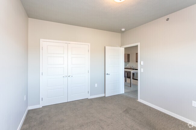 1BR, 1BA - 620SF - The Oaks