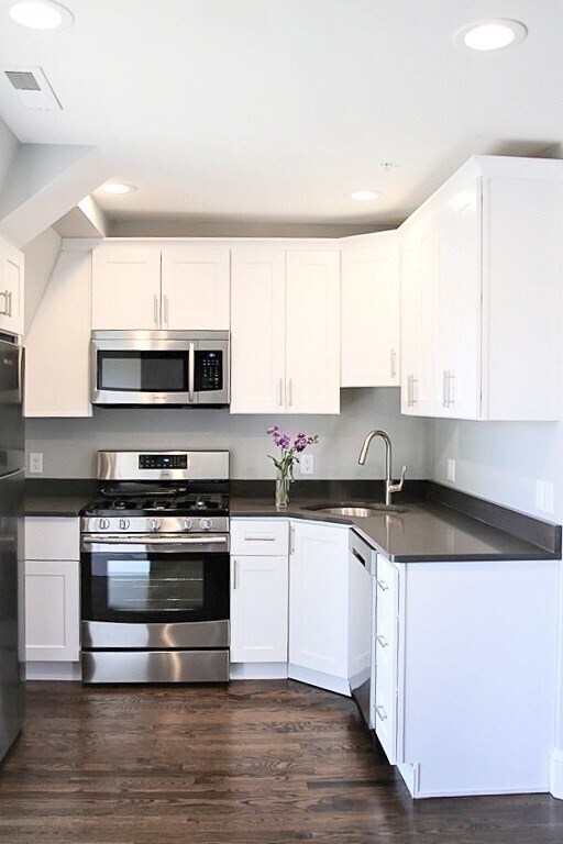 Foto del edificio - 229 Princeton St