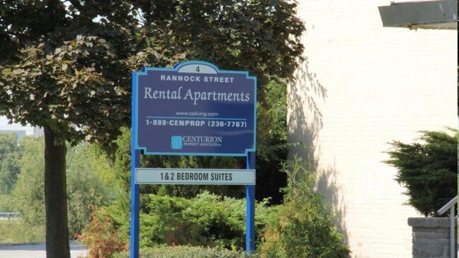 Photo du bâtiment - Rannock & Pharmacy Apartments
