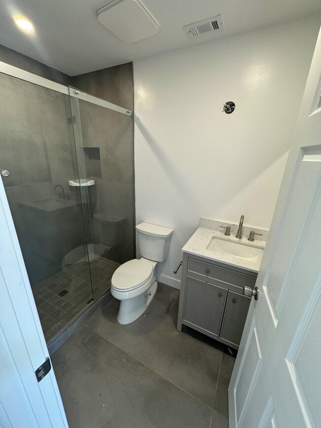 Building Photo - 32525 Monte Vista Rd