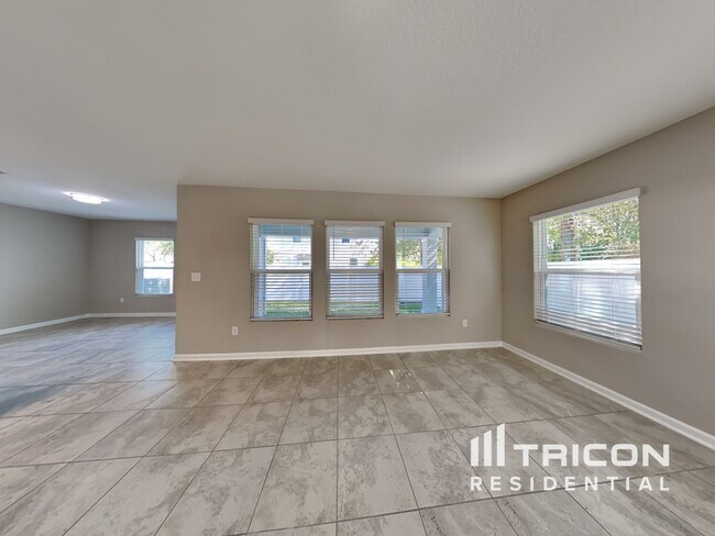Building Photo - 10250 Old Dixie Highway Ponte Vedra Beach FL