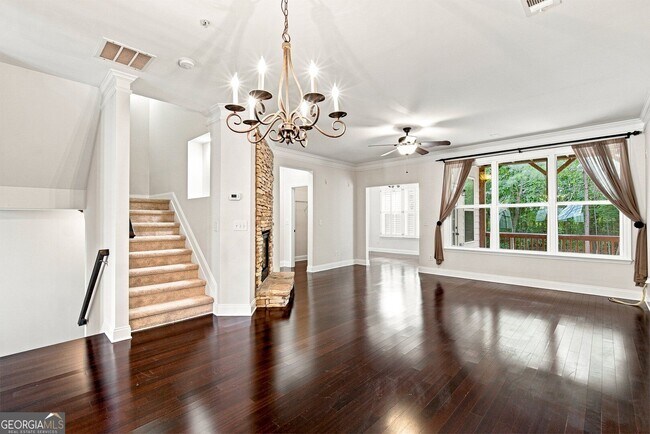 Foto del edificio - 6153 Indian Wood Cir