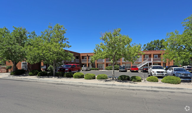 Building Photo - Hacienda Norte Apartments