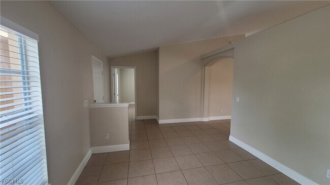 Foto del edificio - 1225 NW 26th Pl