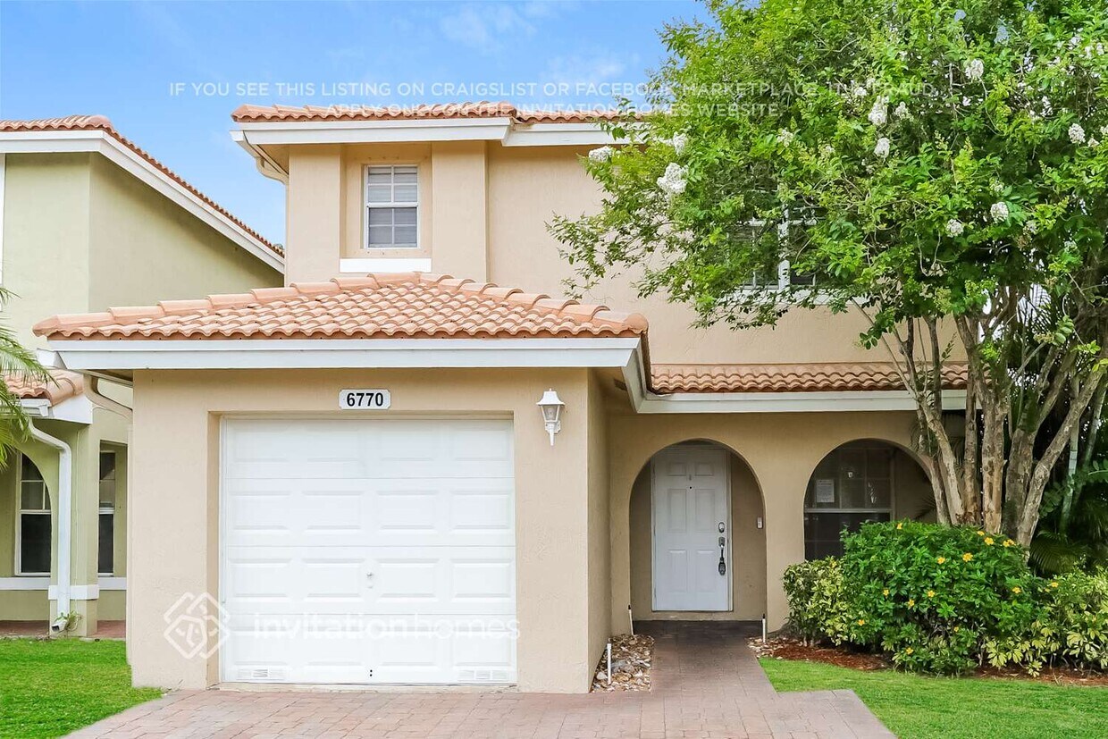 Foto principal - 6770 Duval Ave