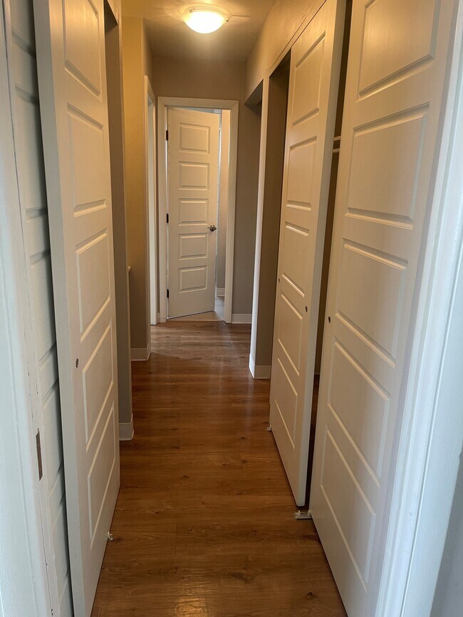 Foto del edificio - 910 S Pearl St