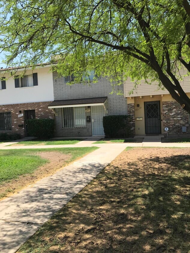 Foto principal - 4577 N 17th Ave
