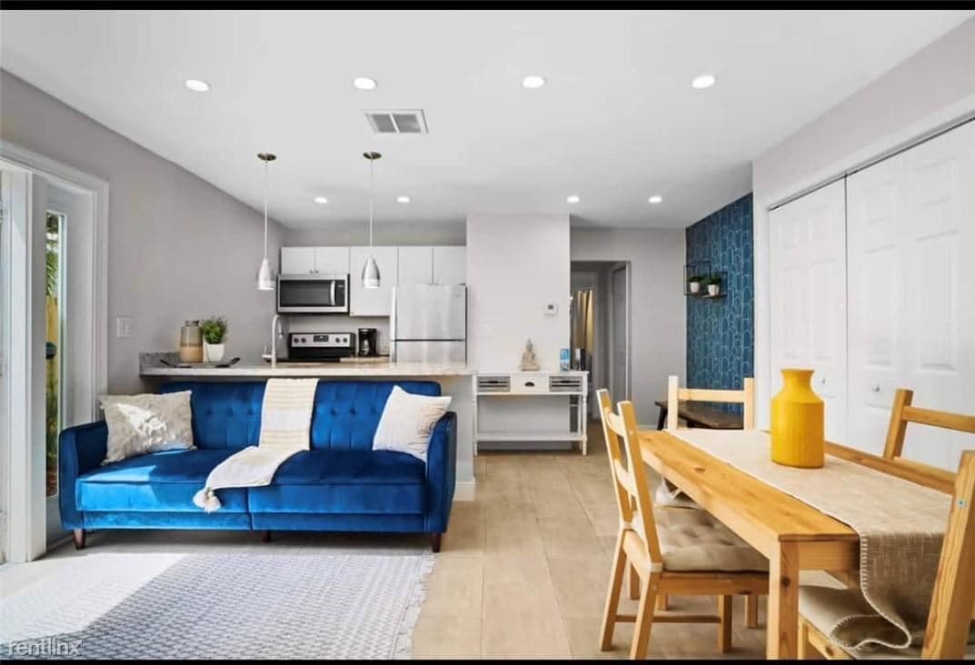 Primary Photo - 2 br, 1 bath House - 1213 NE 13th Ave