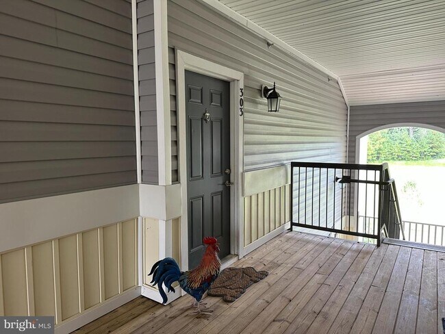 Foto del edificio - 6163 Willow Pl