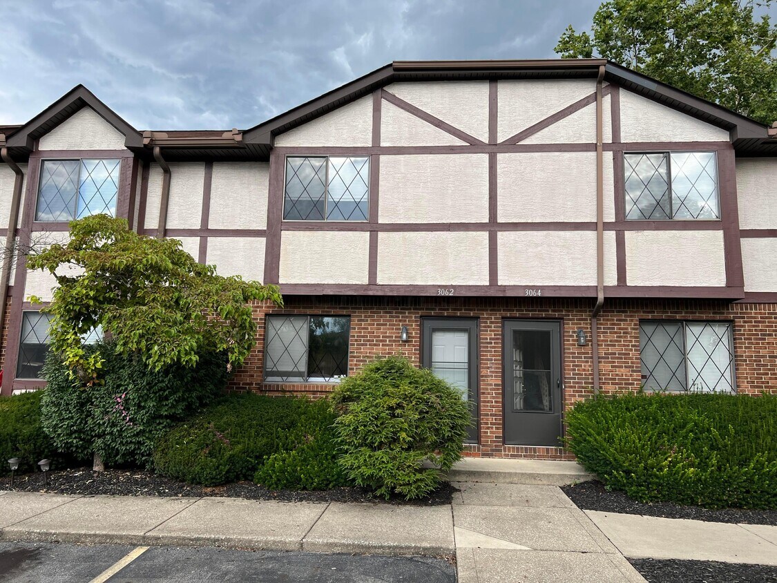3062 Highcliff Ct, Columbus, OH 43231 Condo for Rent in Columbus, OH