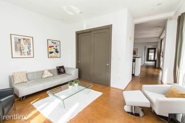 Building Photo - 36 A St