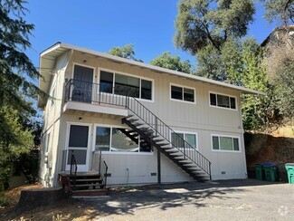 Building Photo - 435 S Shepherd St