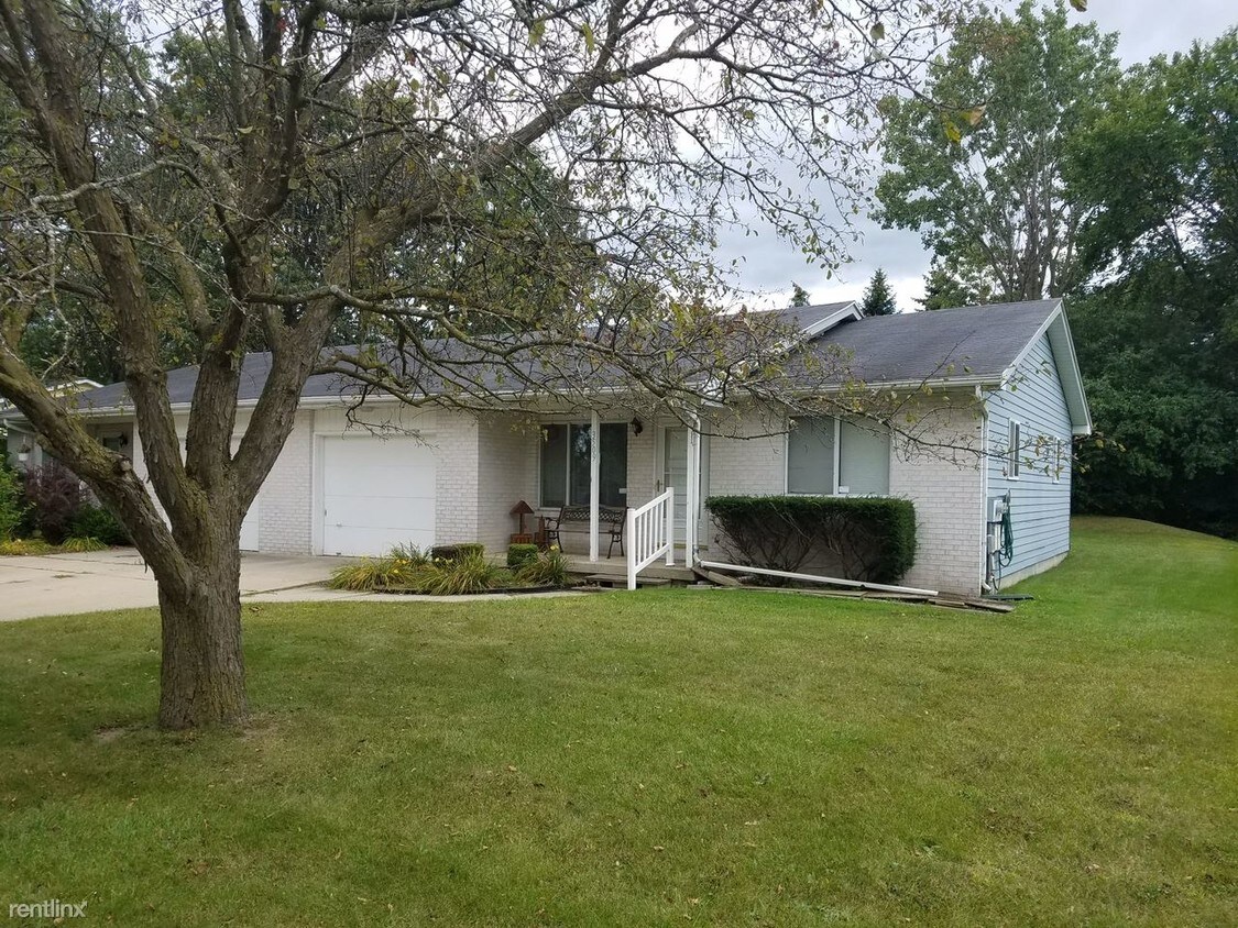 3509 Christy Way S, Saginaw, MI 48603 Townhome Rentals in Saginaw MI