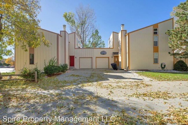 Building Photo - 8917 E Chenango Ave