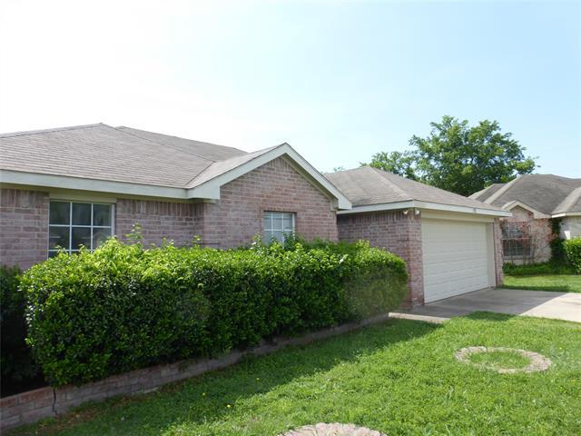 Building Photo - 1512 Parrot Ct