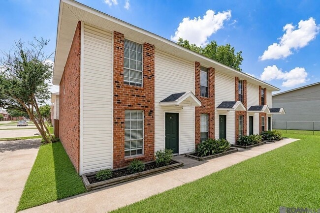 Building Photo - 1730 Brightside Dr