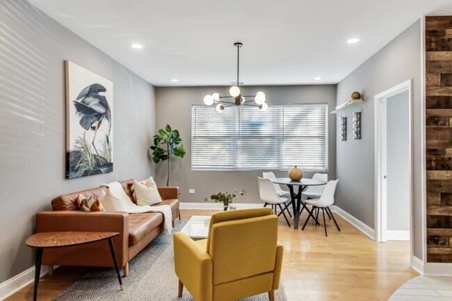 Foto del edificio - 6156 S Kenwood Ave
