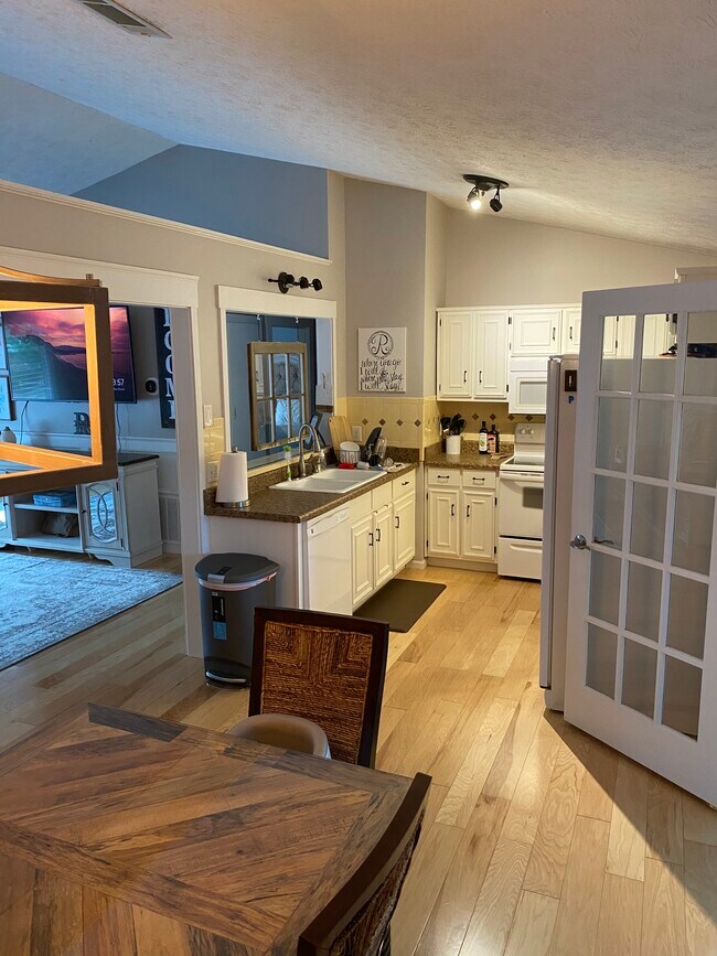 Foto del edificio - 6333 Milgen Rd