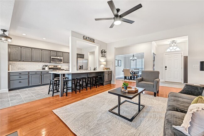Foto del edificio - 701 SW Maidstone Ave