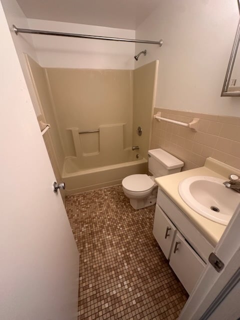 Building Photo - 319 Willowbrooke Dr
