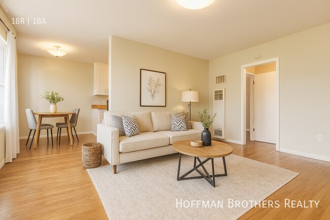 Building Photo - 3005 Normandie Ave