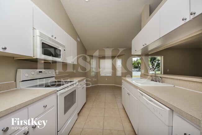 Foto del edificio - 157 Oak Crossing Blvd