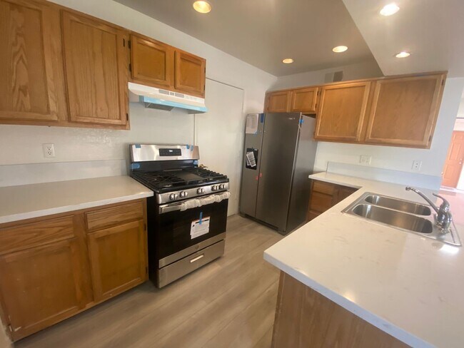 Foto del edificio - 7570 W Flamingo Rd