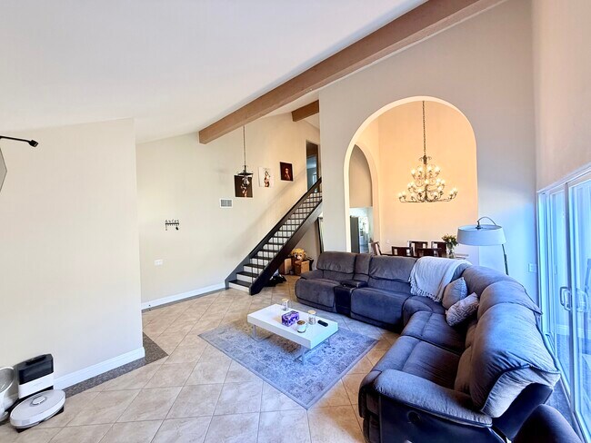 Building Photo - 26431 Via Lara