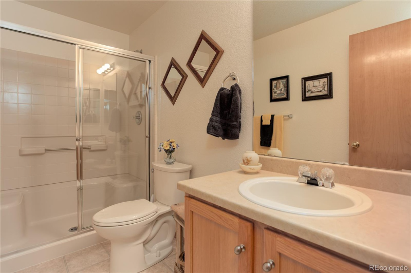Primary Photo - 6020 Johnson Way