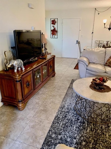 Building Photo - 3006 Caring Way