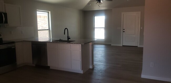 Foto del edificio - 331 Trailblazer Ln
