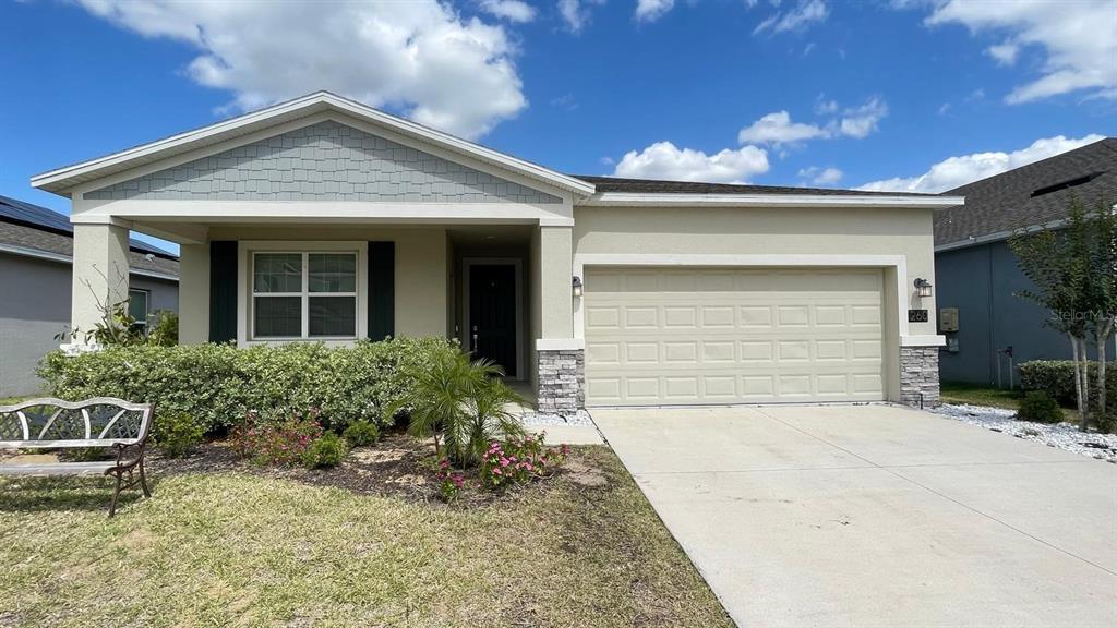 Foto principal - 260 Taft Dr