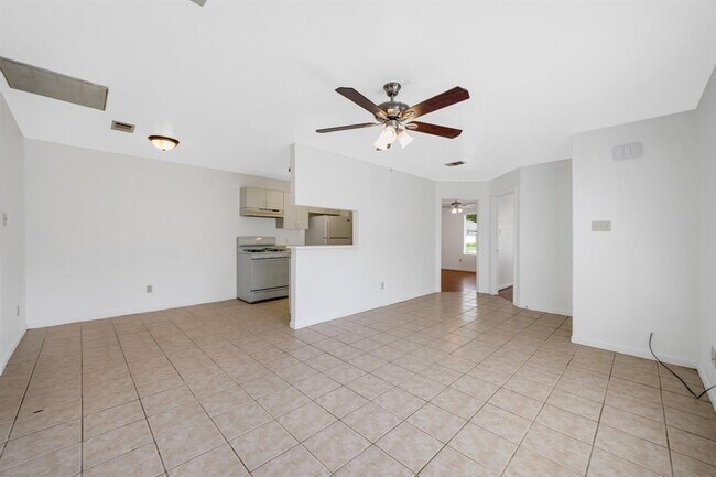 Foto del edificio - 308 Willowick St