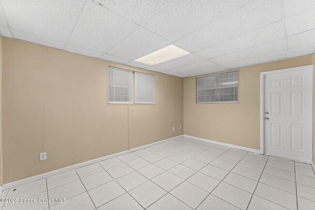 Building Photo - 1833 Jackson Ave