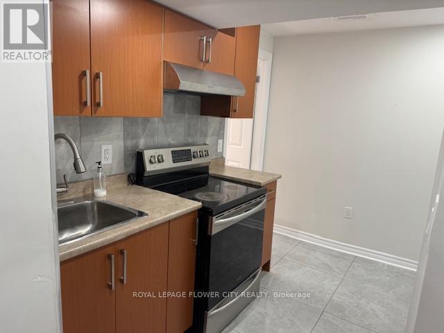 Building Photo - 10 Santa Anita Ct
