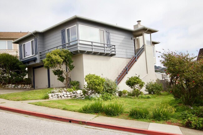 Building Photo - 342 Coral Ridge Dr