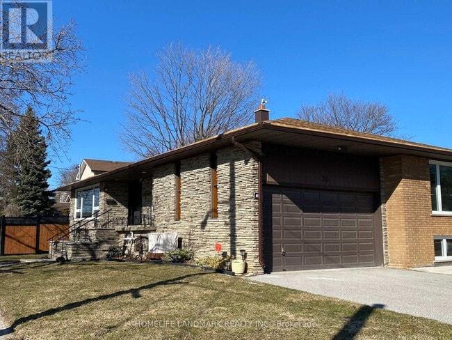 Building Photo - 35 Robingrove Rd