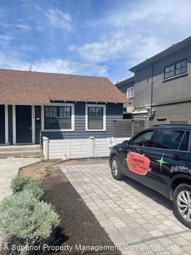 1 br, 1 bath House 655 NW Columbia St House Rental in Bend, OR