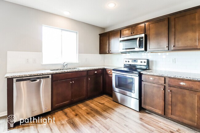 Foto del edificio - 12411 Black Oak Circle
