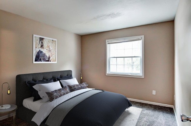 Building Photo - Foxfire West Apartments