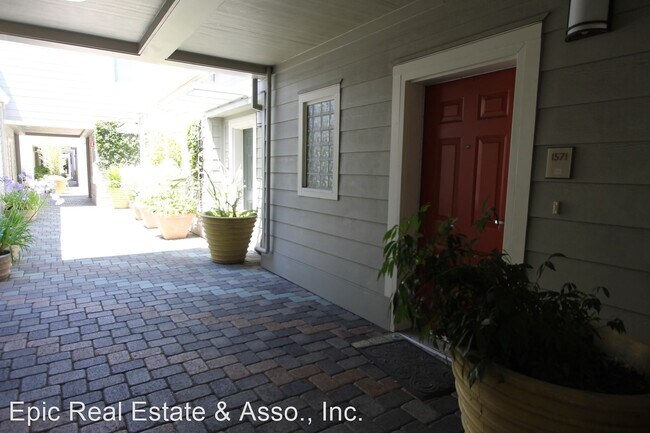 Foto del edificio - 2 br, 1.5 bath House - 1571 Brunswig Lane