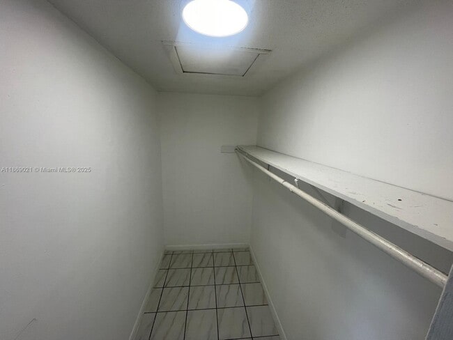 Foto del edificio - 1717 NW 16th St