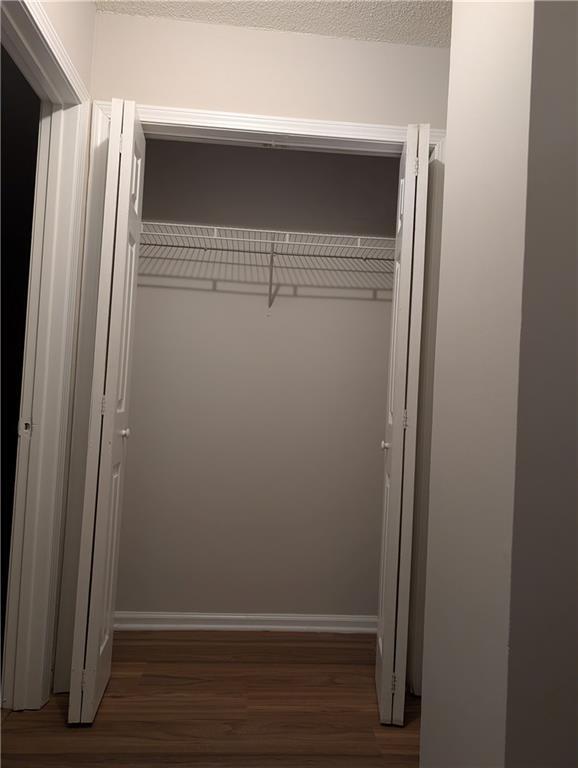 Foto del edificio - 5582 Estates Ct