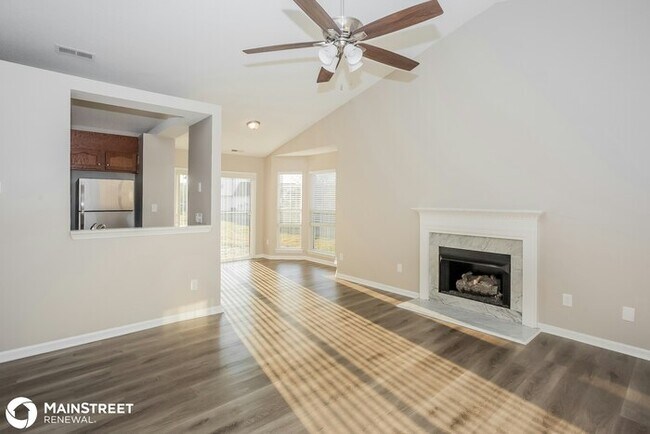 Building Photo - 4223-4224 4 Winds Ct SW