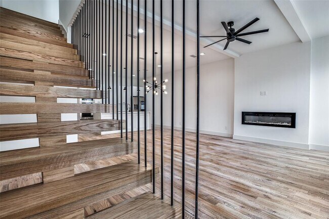 Foto del edificio - 729 Rainwater Rd