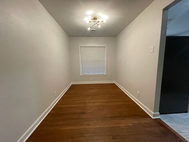 Foto del edificio - 1201 Norwood Rd