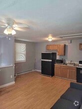 Building Photo - 3699 Red Bud Ct