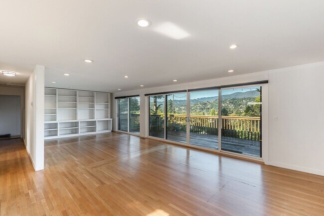 Building Photo - Legacy Property Management & Real Estate