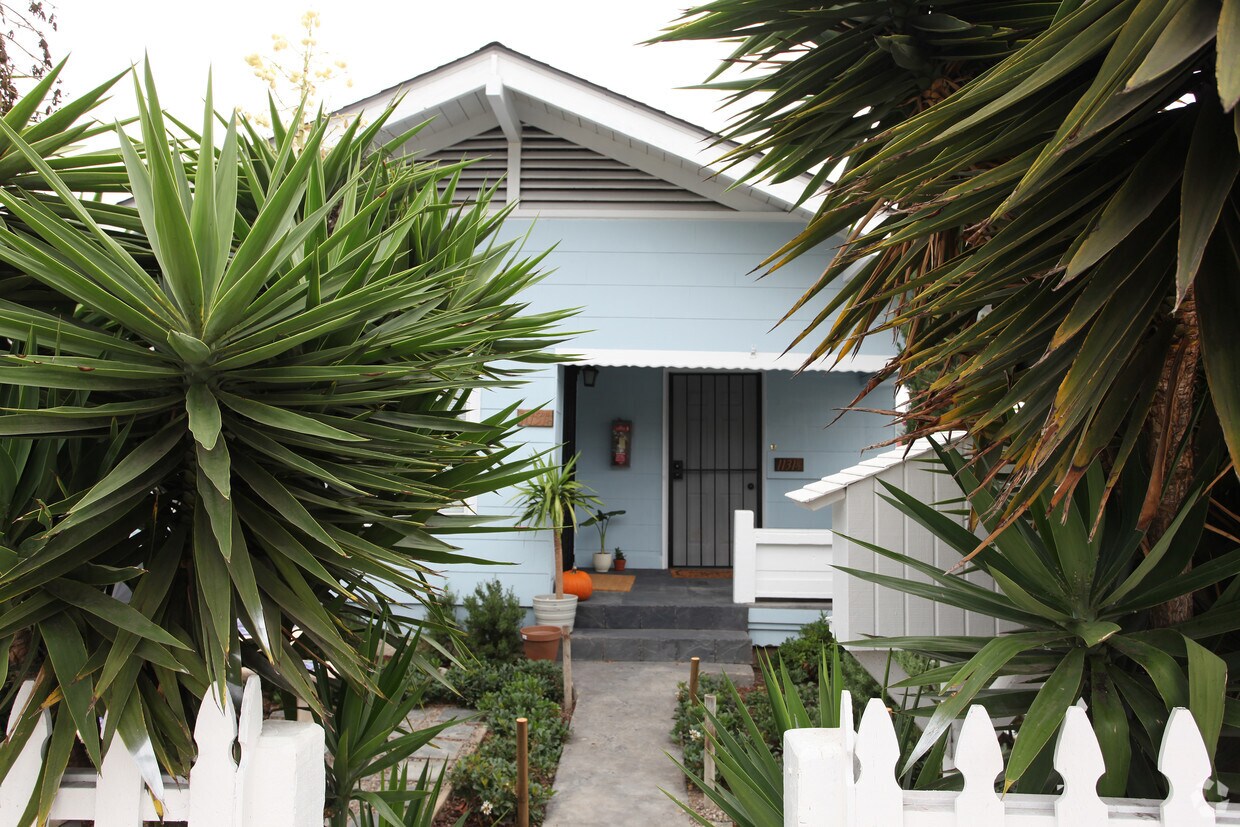 Foto principal - 1129-1133 26th St